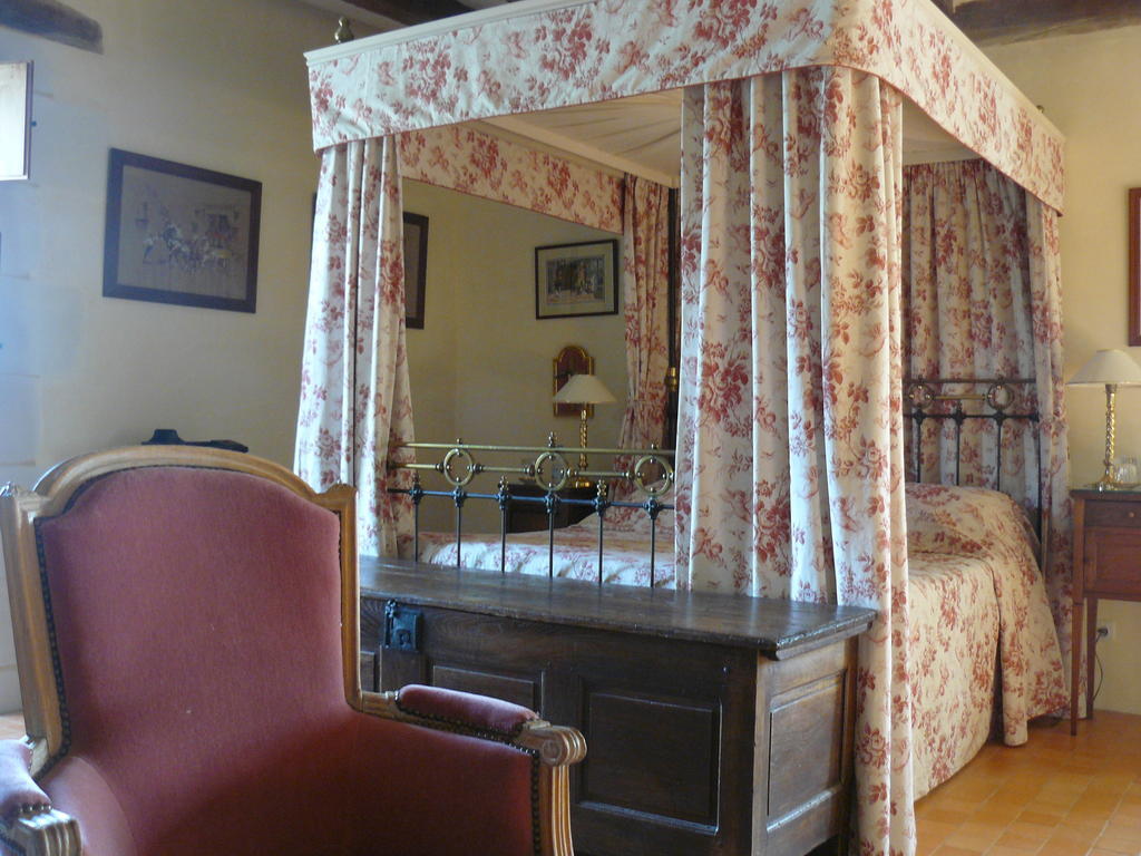 Bed and Breakfast Manoir Du Bois Noblet à Louerre Chambre photo