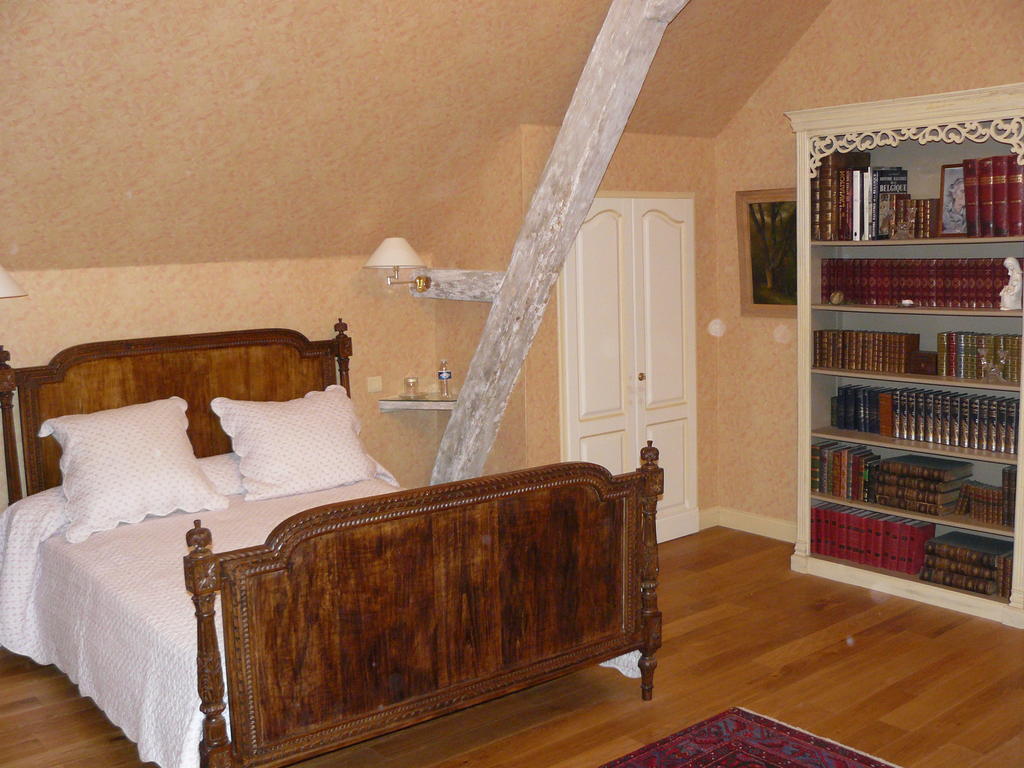 Bed and Breakfast Manoir Du Bois Noblet à Louerre Chambre photo