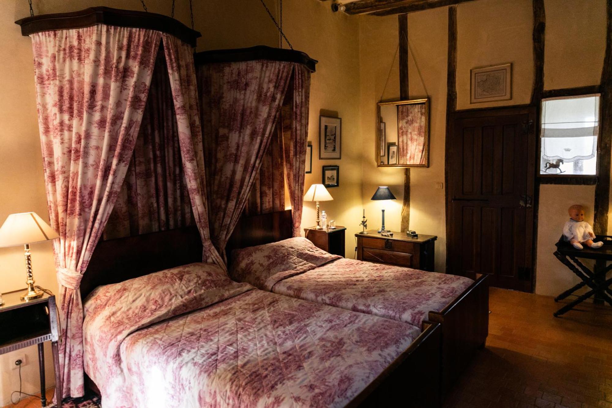 Bed and Breakfast Manoir Du Bois Noblet à Louerre Extérieur photo